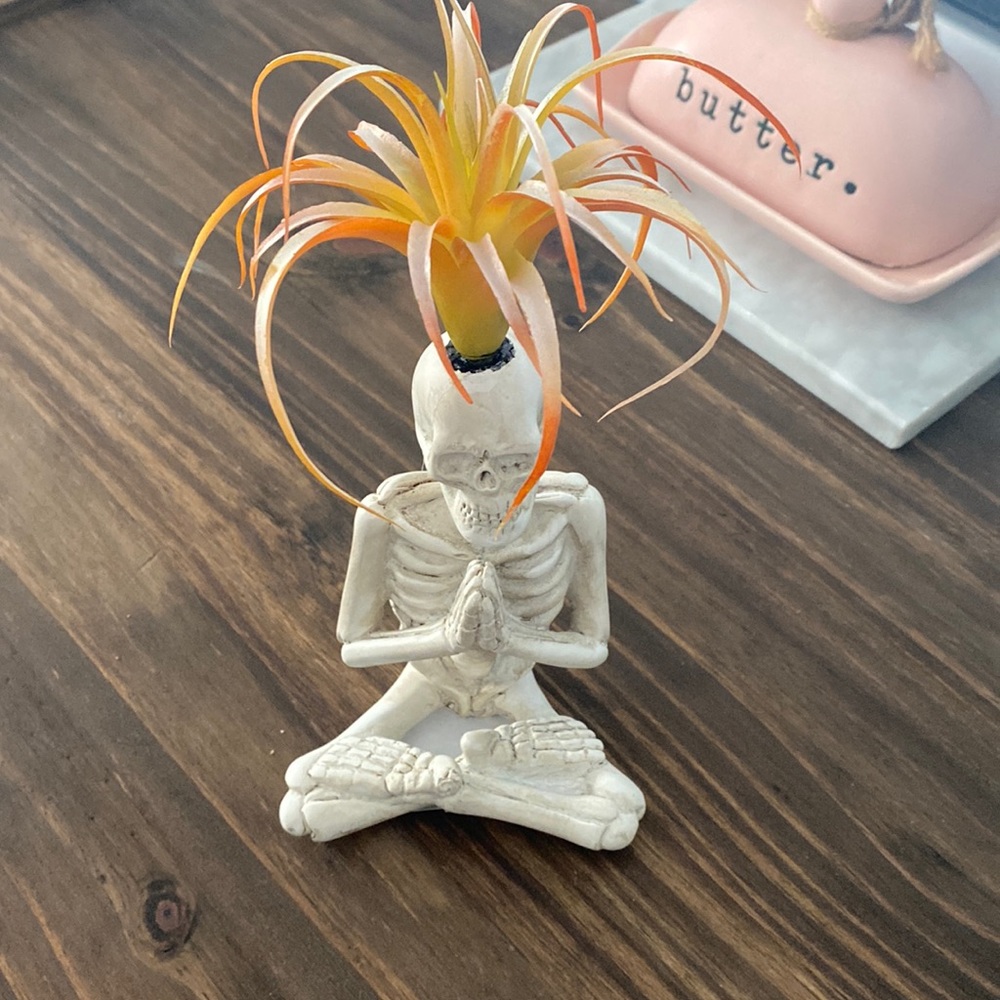 Halloween decor